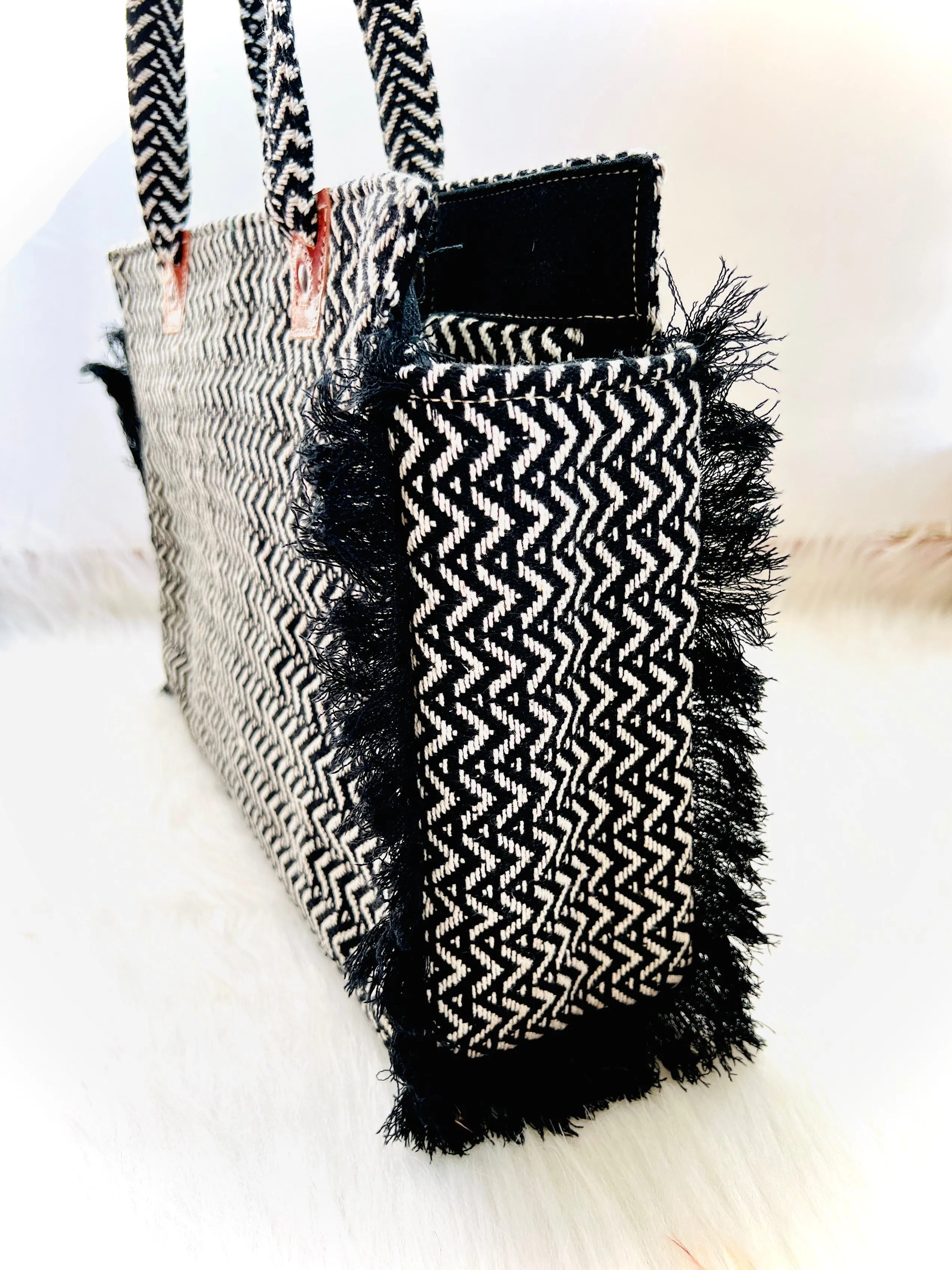 Glam Fringe Laptop Bag