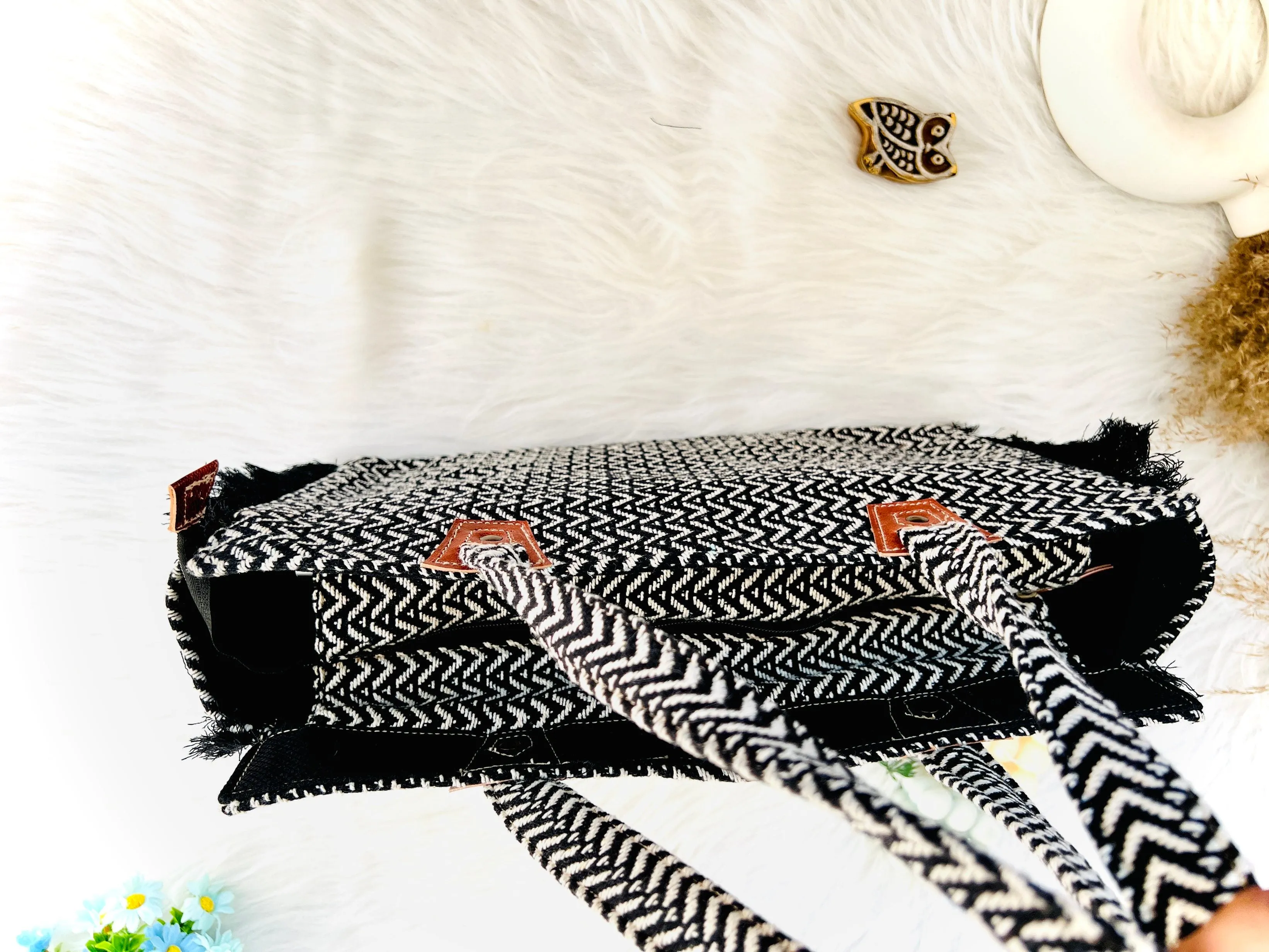 Glam Fringe Laptop Bag