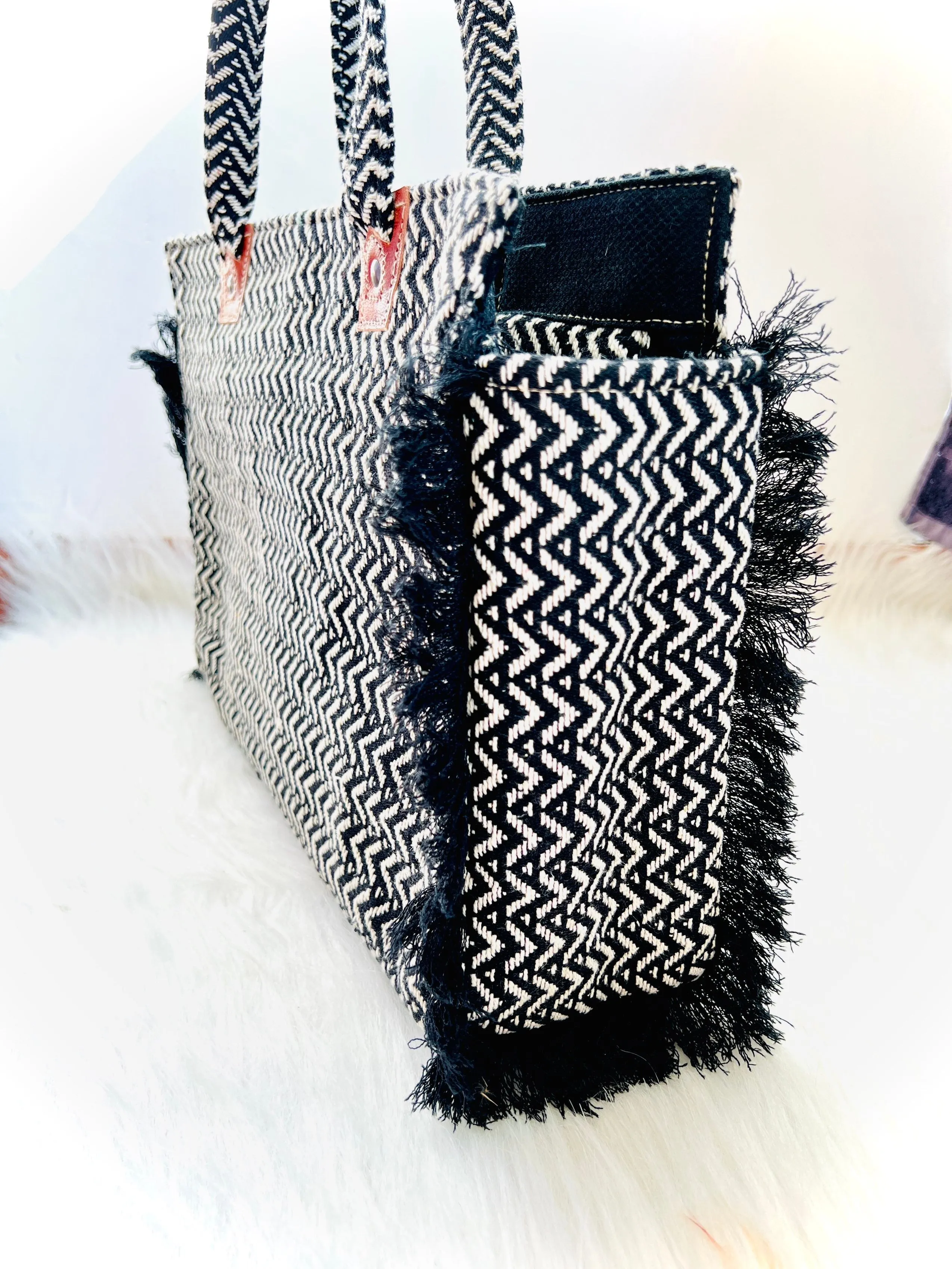 Glam Fringe Laptop Bag