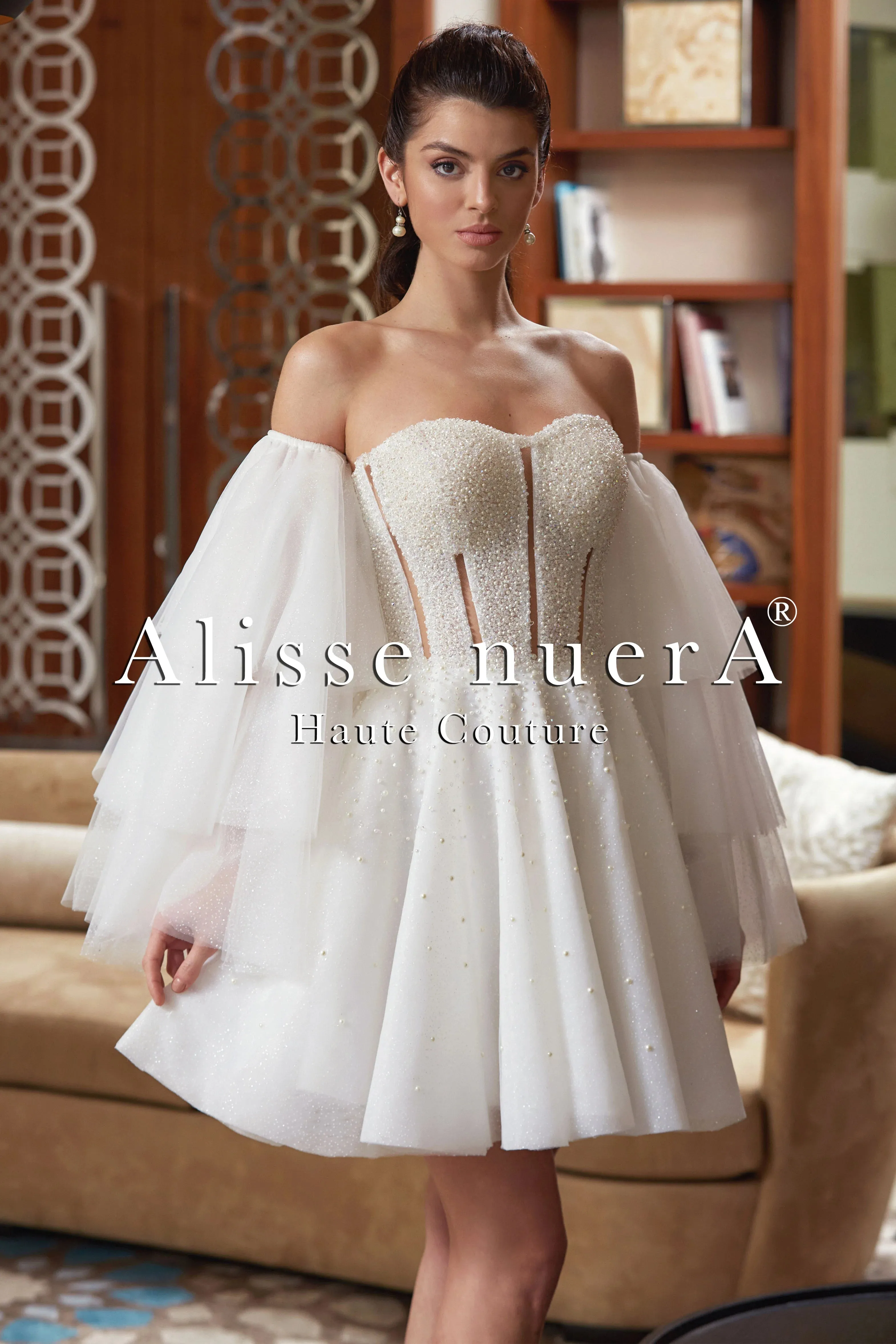 Long Sleeve Strapless Sweetheart Neck Mini Wedding Dress Model
